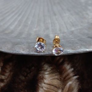 Zirconia 💎 Diamond Earring